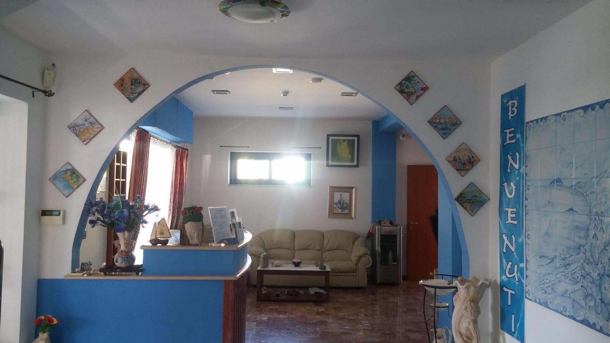 Beach Hotel Диаманте Екстериор снимка